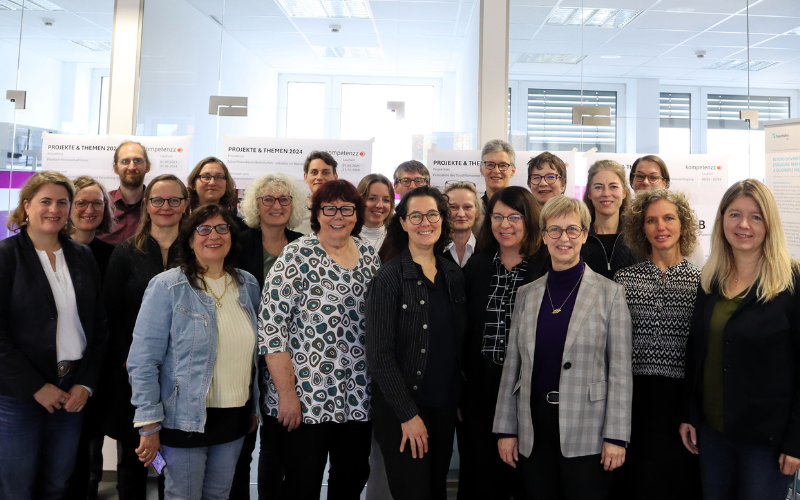 Gruppenbild der Teilnehmenden